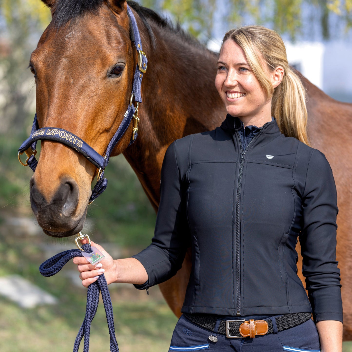 Club Jacke Dynamic mit Rückenschutz